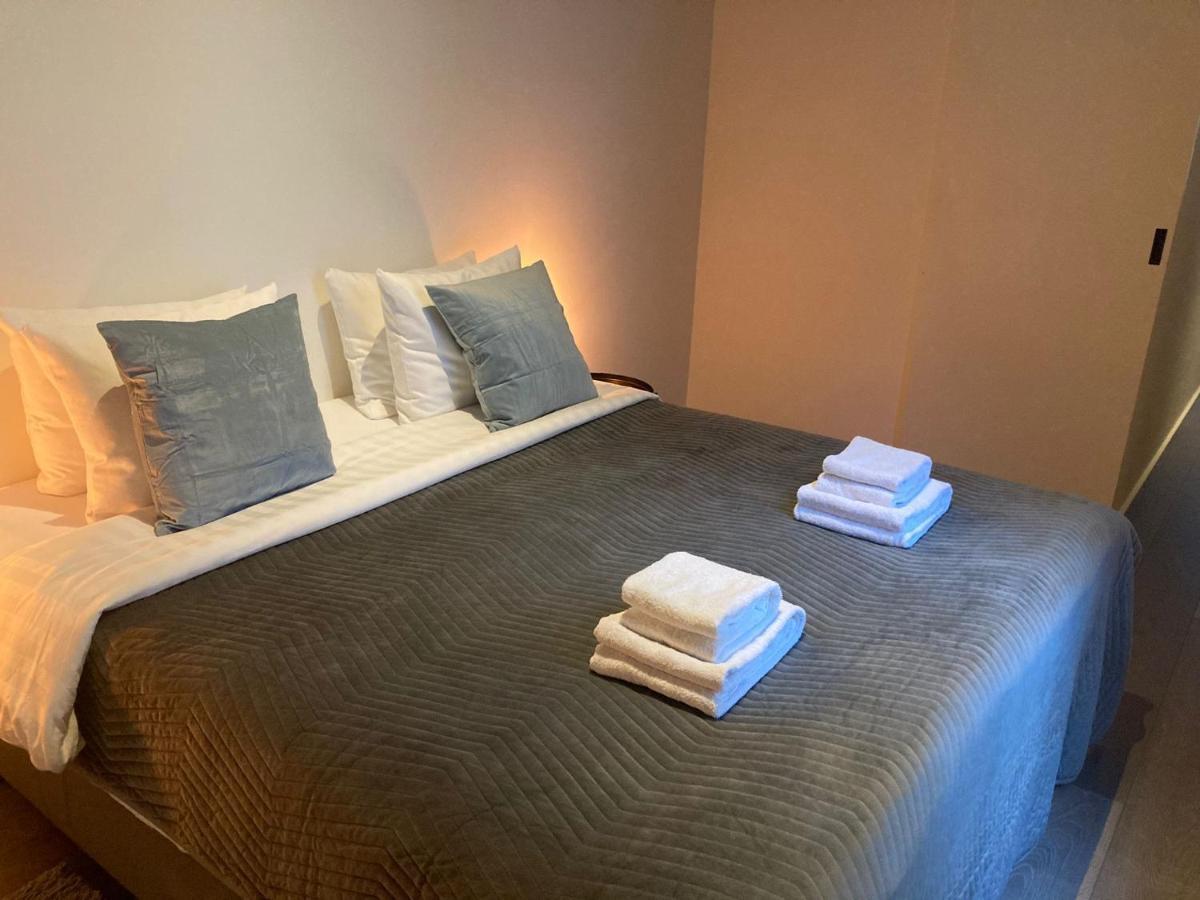 Luxury Suites Princess By Rikas Hotels Anversa Esterno foto