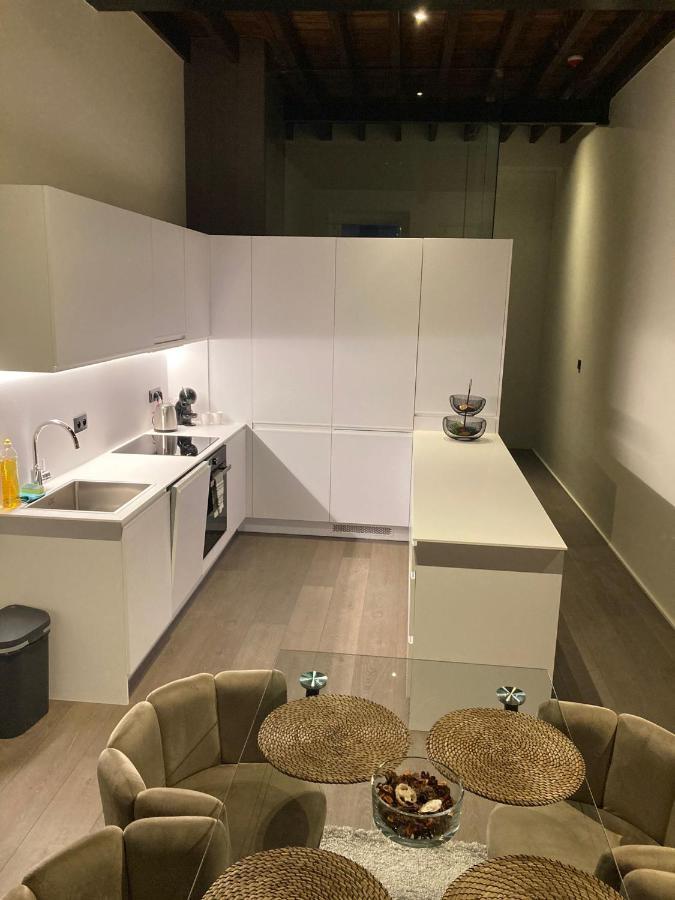 Luxury Suites Princess By Rikas Hotels Anversa Esterno foto