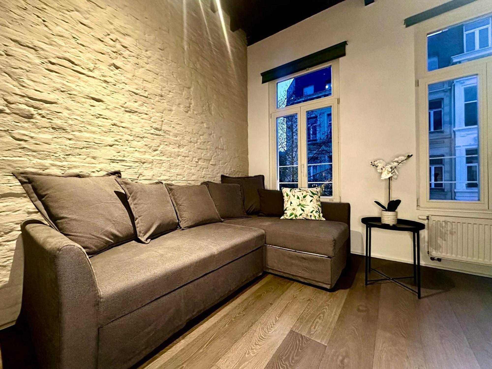 Luxury Suites Princess By Rikas Hotels Anversa Esterno foto