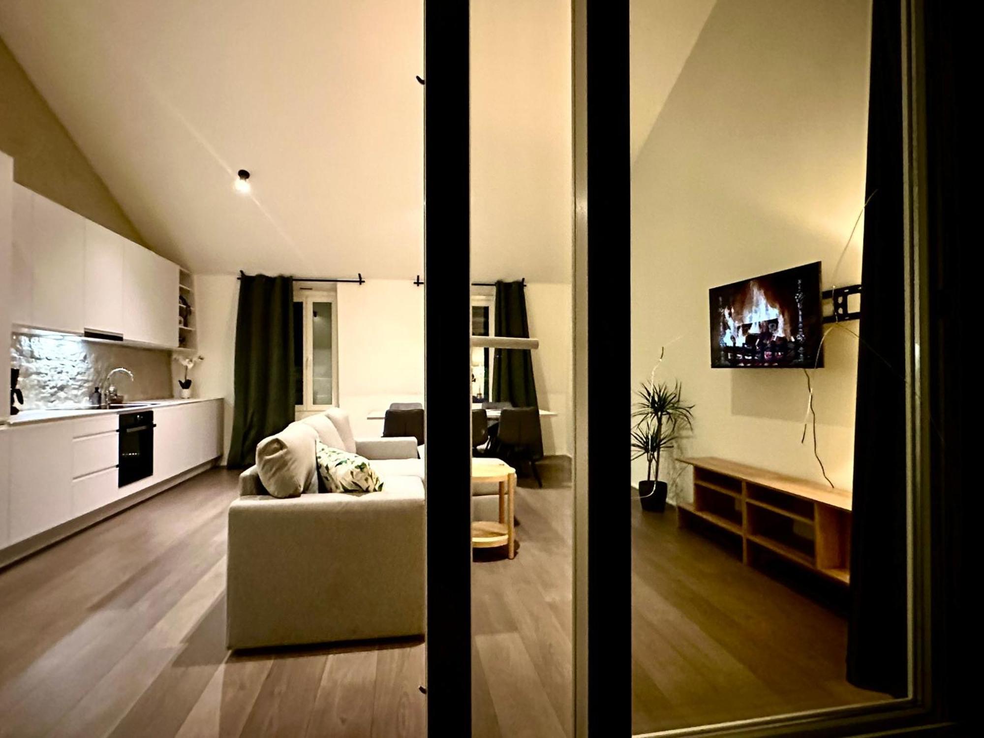 Luxury Suites Princess By Rikas Hotels Anversa Esterno foto