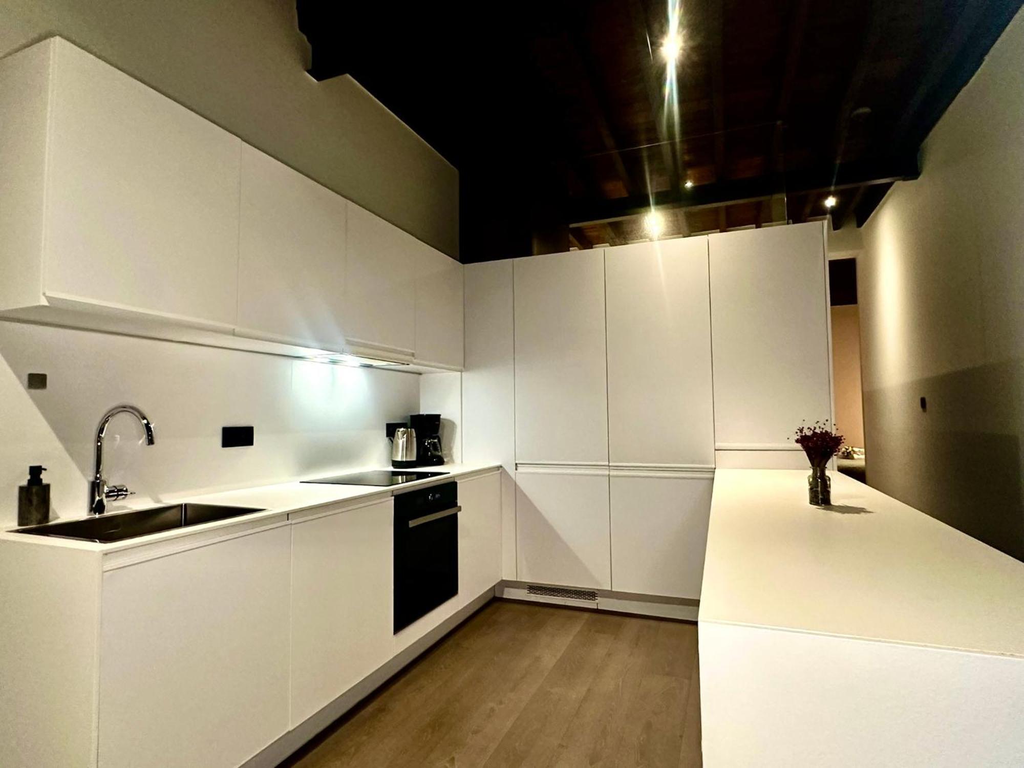 Luxury Suites Princess By Rikas Hotels Anversa Esterno foto